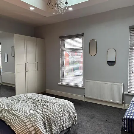 Room In Stockport Road Mánchester Exterior foto